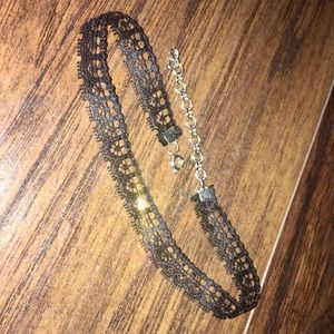 Back lace choker with diamond